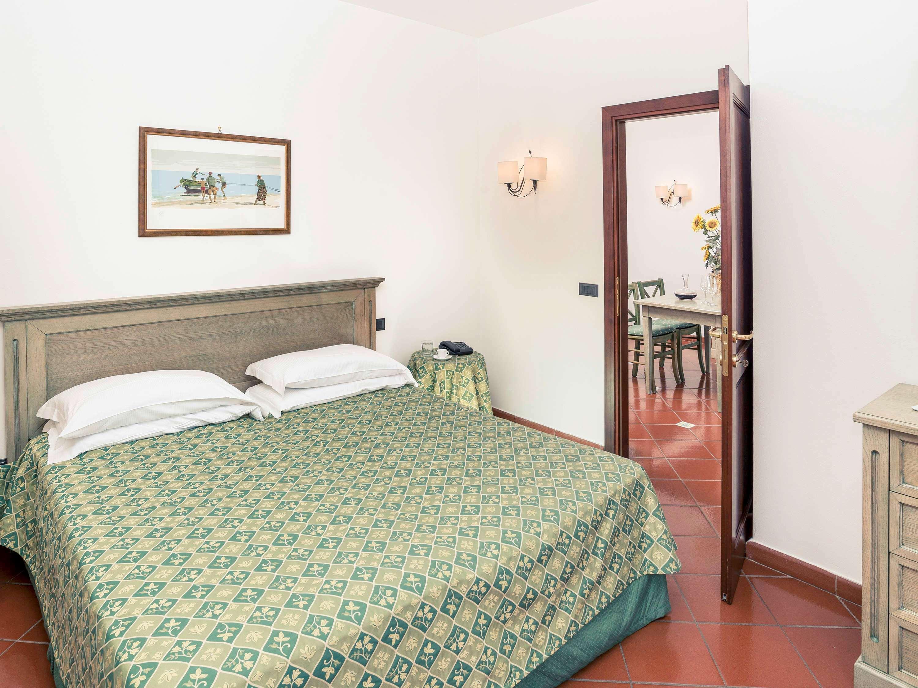 Albergo Filippo II Porto Santo Stefano  Exterior photo